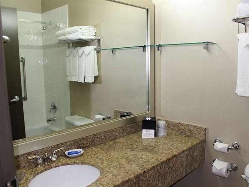 Best Western Plus Uptown Hotel Vancouver Eksteriør billede